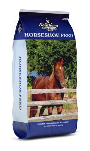 horseshoe feed bag